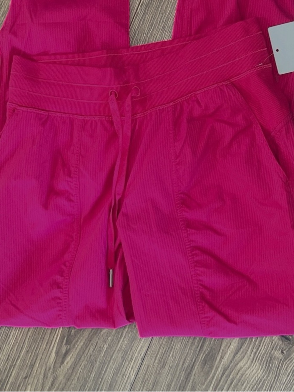Lululemon Dance Studio Mid Rise Jogger Full Length Passionate NWT Size 4 - Picture 2 of 6